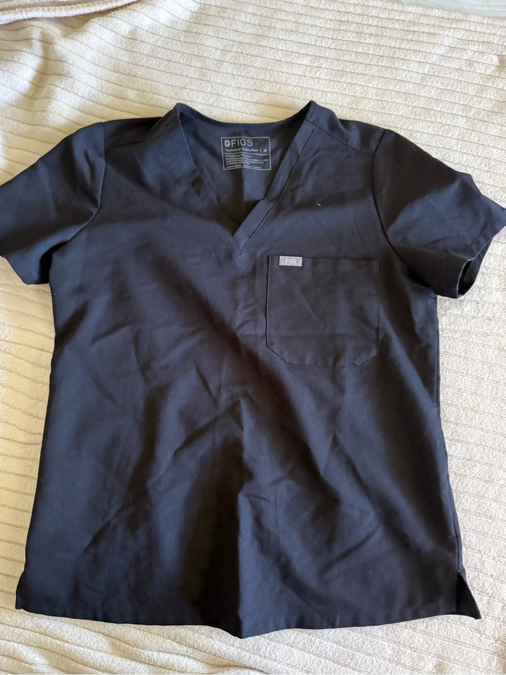 FIGS Women’s Black V-Neck Scrub Shirt and Pant